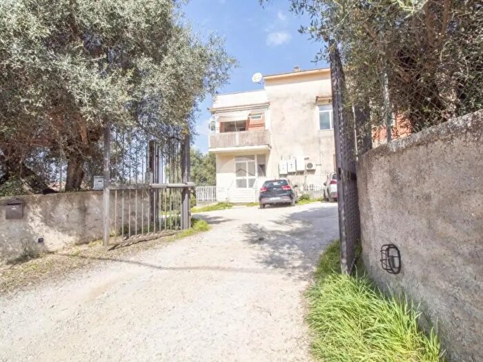 Appartamento bilocale in vendita in Strada di San Giovanni in Argentella, Palombara Sabina