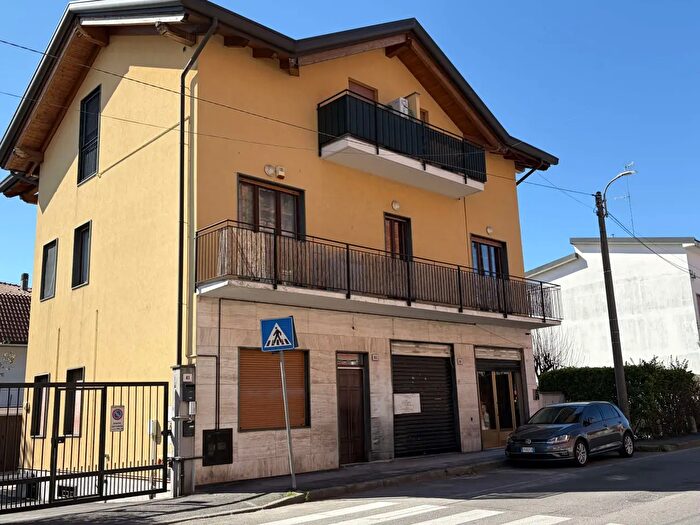 Appartamento bilocale in affitto in Via Mascagni, Senago