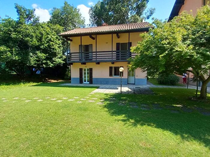 Case in Vendita e in Affitto - 3