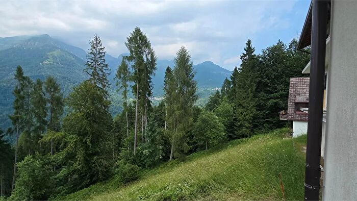 Casa quadrilocale in vendita in Sovramonte Strada Provinciali, Montebelluna