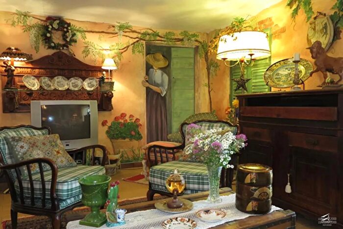 Casa con 7 locali in vendita in Aulla