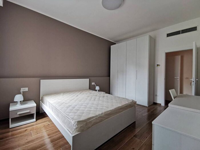 Appartamento trilocale in affitto in Via Martiri Triestini, San Siro, Milano