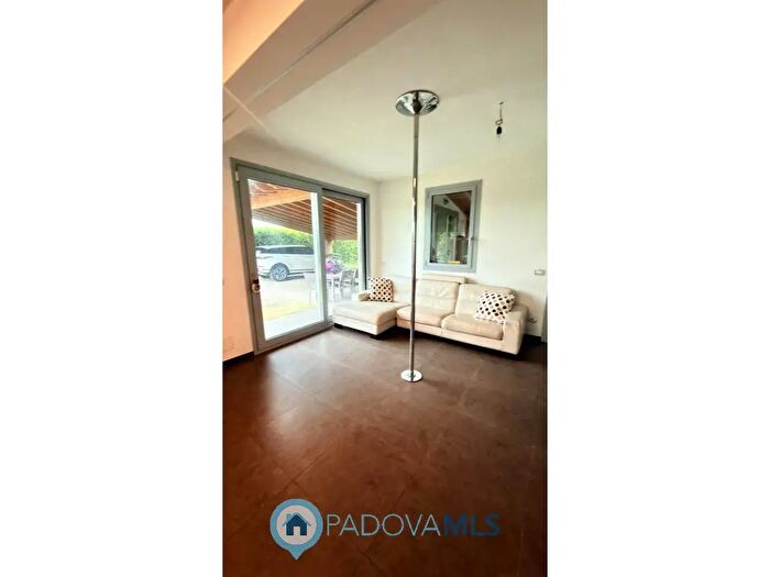 Casa trilocale in vendita in Bagnoli Di Sopra