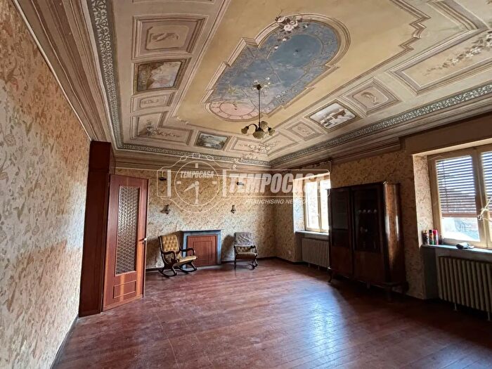 Casa con 13 locali in vendita in Piazza SantAntonio, Rosignano Monferrato