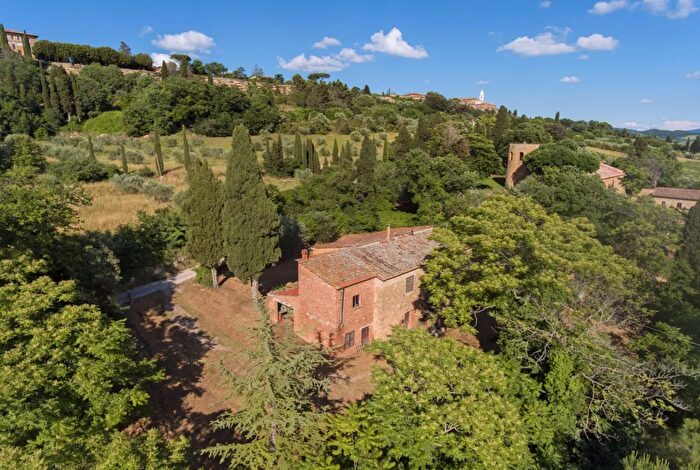 Casa in vendita in Pienza