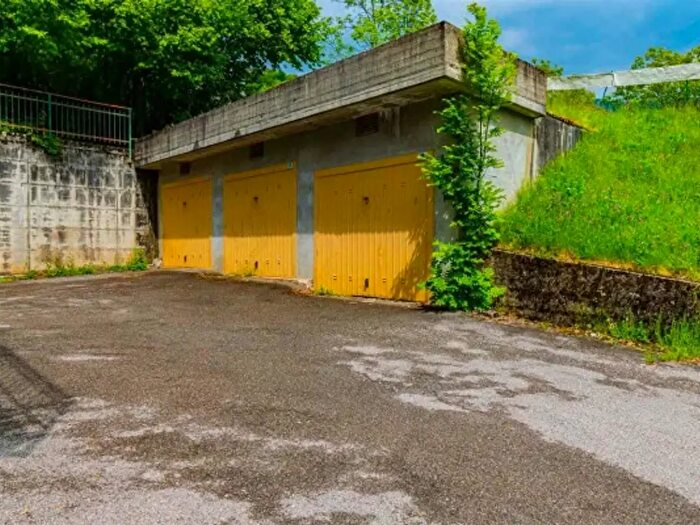 Appartamento quadrilocale in vendita in Via Teggiolo, Oltre Il Colle