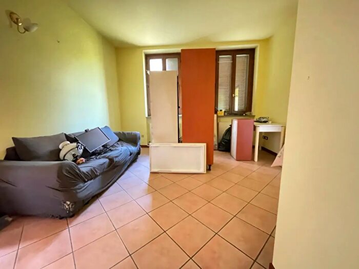 Appartamento trilocale in vendita in Via Manzoni, Piacenza