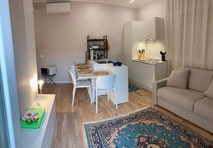 Appartamento bilocale in affitto in Via Serri, Follonica