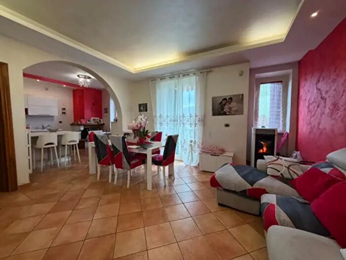 Appartamento trilocale in vendita in Via Galileo Galilei, Orte