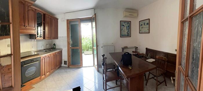 Casa con 6 locali in vendita in Monsummano Terme, Monsummano Terme