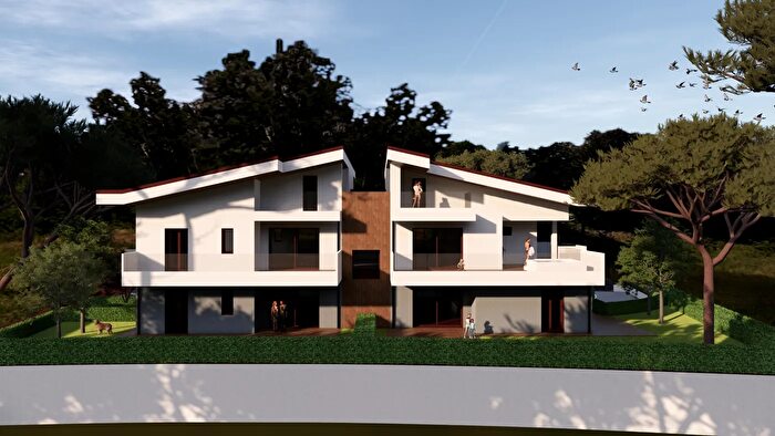 Appartamento quadrilocale in vendita in Via Pia Campanini, Cervia