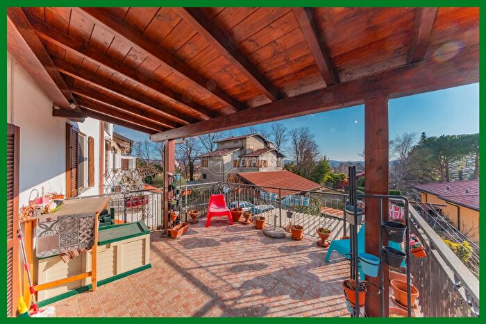 Appartamento bilocale in vendita in Arcisate