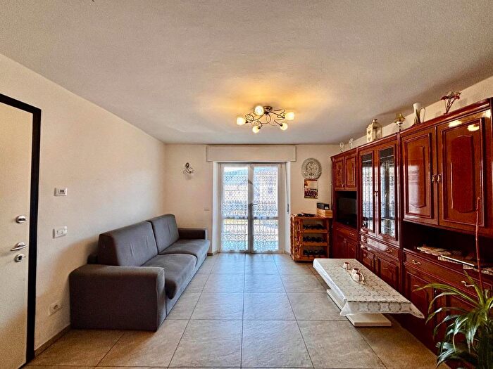 Appartamento trilocale in vendita in Via G Donizetti, Rovetta