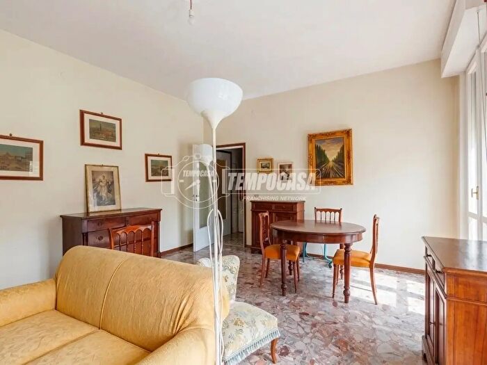 Appartamento quadrilocale in vendita in Via Enrico Sartori, Parma