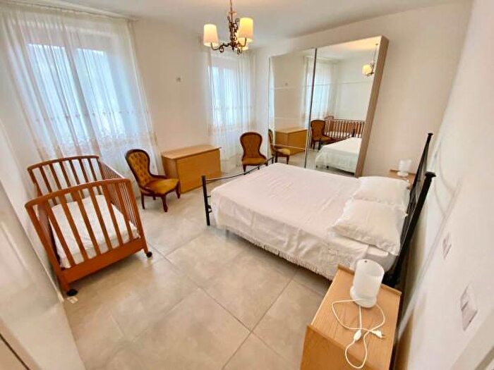 Appartamento quadrilocale in vendita in Via Nazzario Sauro, Fossombrone