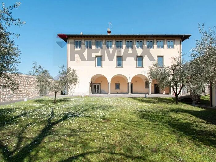 Appartamento bilocale in vendita in Località Spino, Monte Isola
