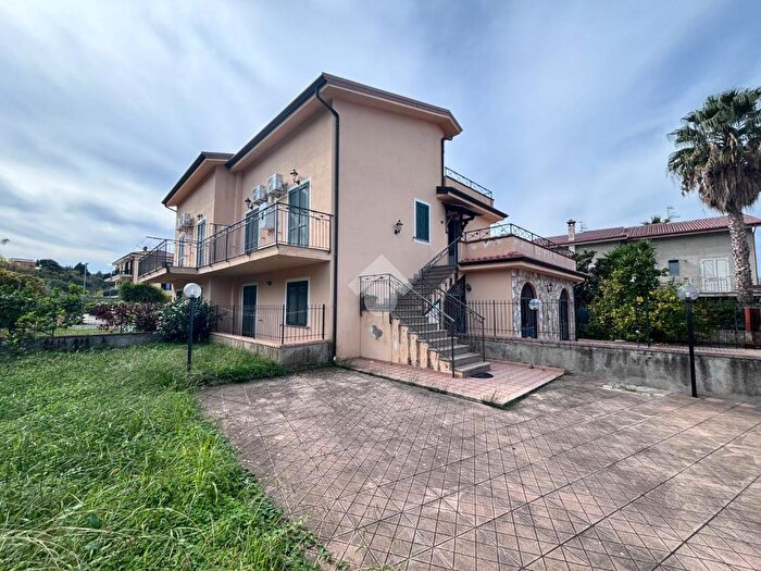 Appartamento quadrilocale in vendita in Località Piantine, Diamante