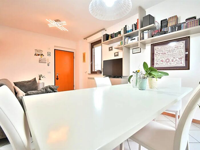 Appartamento bilocale in vendita in Via Saffi, Monteroni DArbia