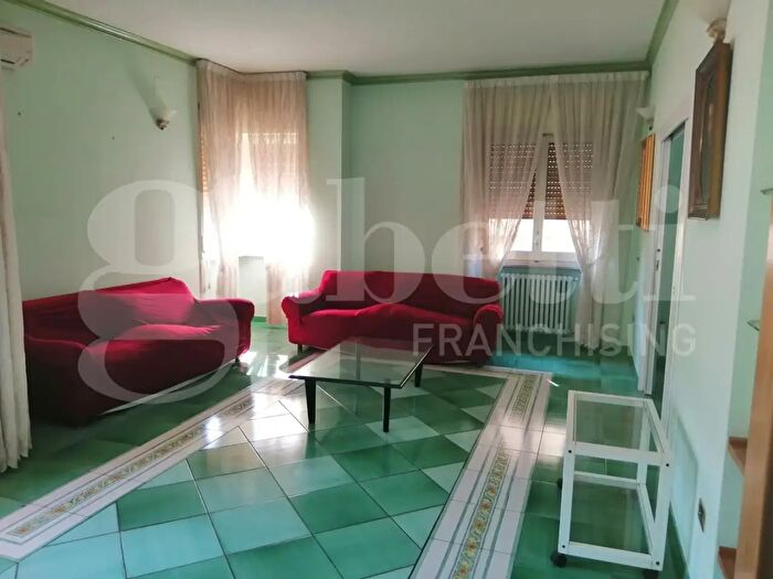 Appartamento con 5 locali in vendita in Via Canale, Nocera Inferiore