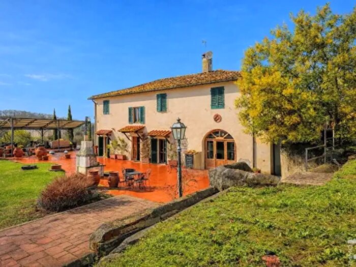 Casa con 6 locali in vendita in Via Agna, Terranuova Bracciolini