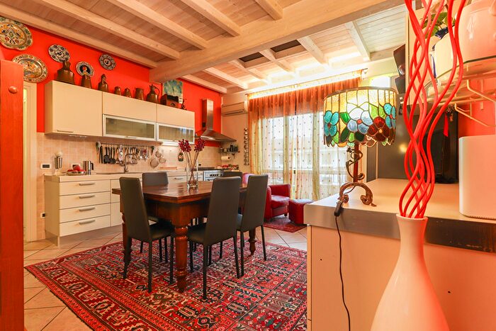 Appartamento quadrilocale in vendita in Via Antonio Vivaldi, Cento