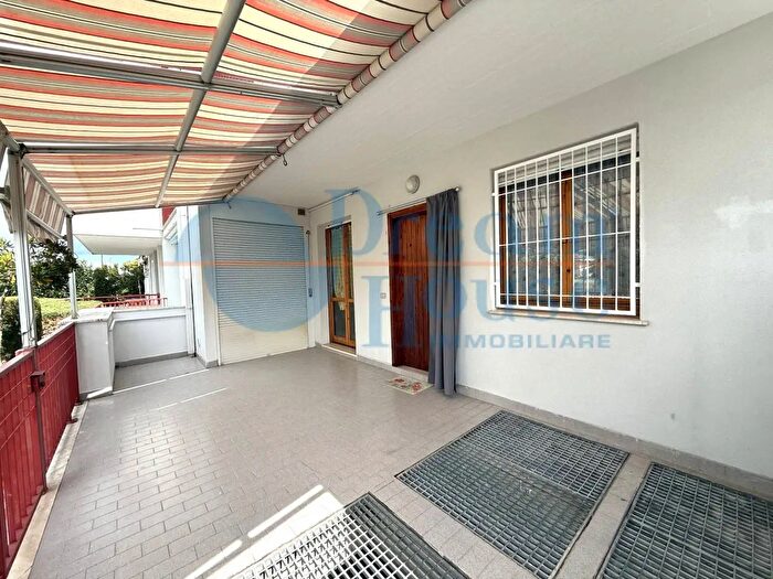 Appartamento trilocale in vendita in Via Rossini, Martinsicuro