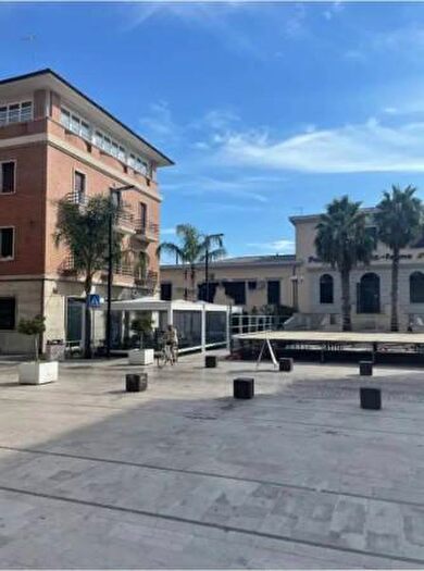 Appartamento quadrilocale in vendita in Viale FCavallotti, Porto San Giorgio