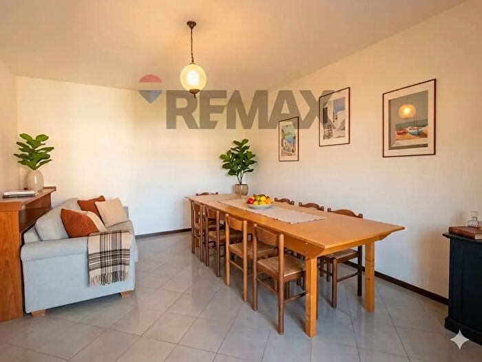 Appartamento con 5 locali in vendita in Montevarchi