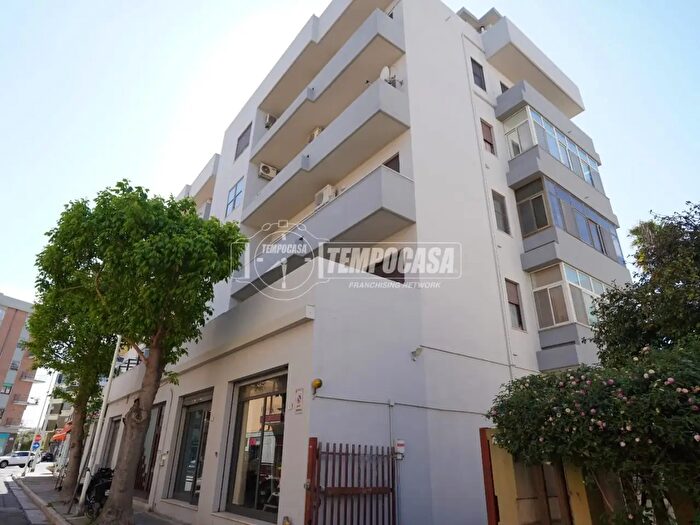 Appartamento bilocale in vendita in Via Alcide De Gasperi, Quartu SantElena
