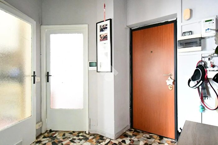 Appartamento quadrilocale in vendita in Via Leone Leoni, Como