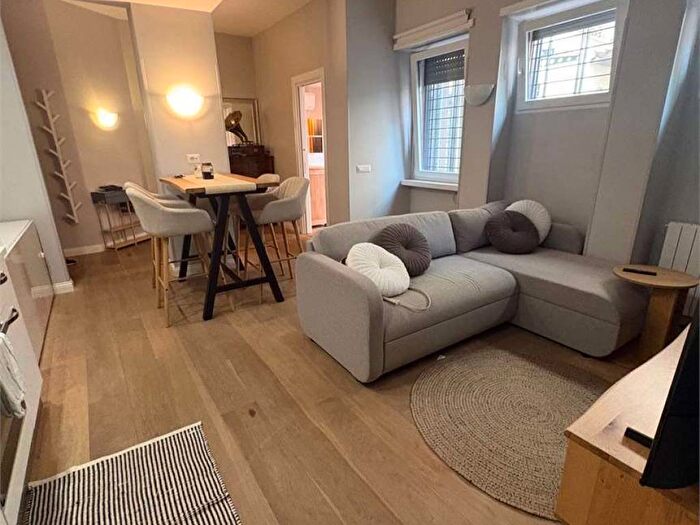 Appartamento bilocale in affitto in Eur, Roma