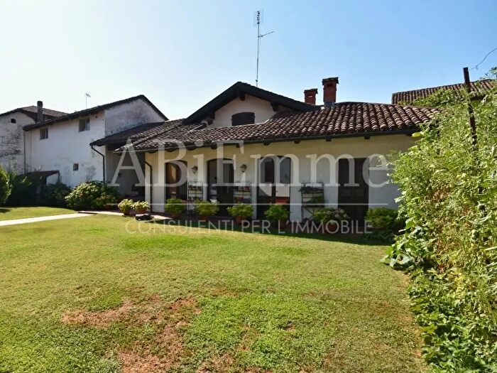 Casa in vendita in Via Turcotto, Cavallermaggiore