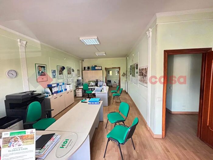 Appartamento con 8 locali in vendita in Via Casilina Snc, Anagni