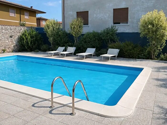 Appartamento bilocale in vendita in Pizza Corlo, Lonato