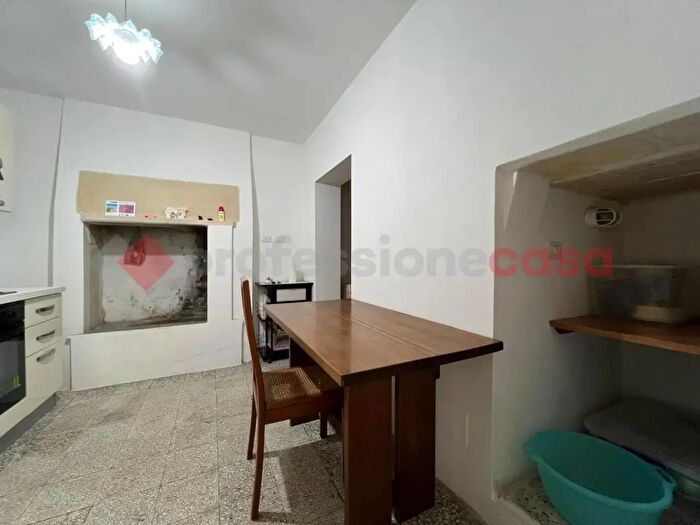 Casa bilocale in vendita in Via Trento, Minervino Di Lecce