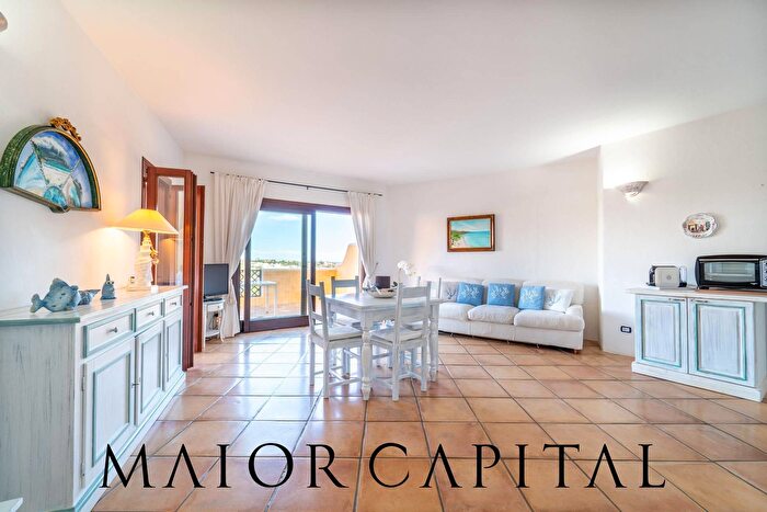 Appartamento bilocale in vendita in Via dellAncora Porto Cervo Snc, Arzachena