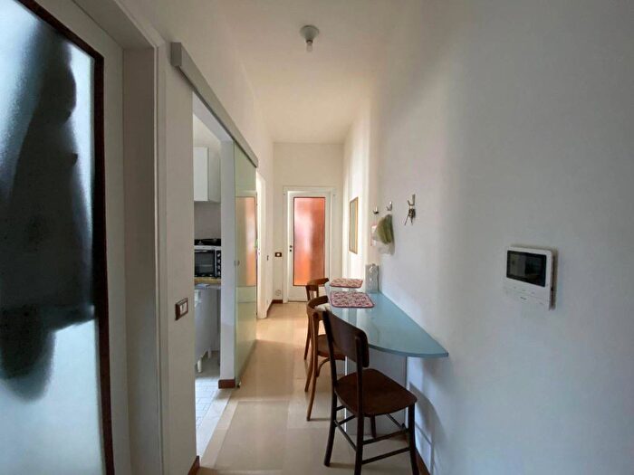 Appartamento bilocale in affitto in Via Luigi Porta, Centro Storico, Pavia