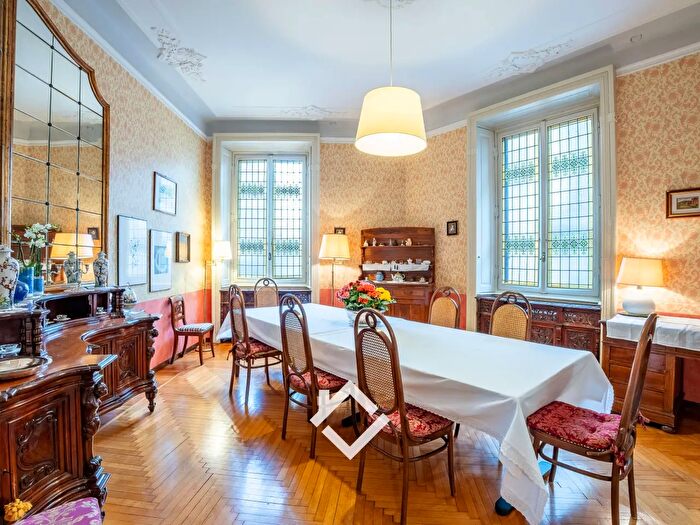 Appartamento quadrilocale in vendita in Piazza De Meis, Milano