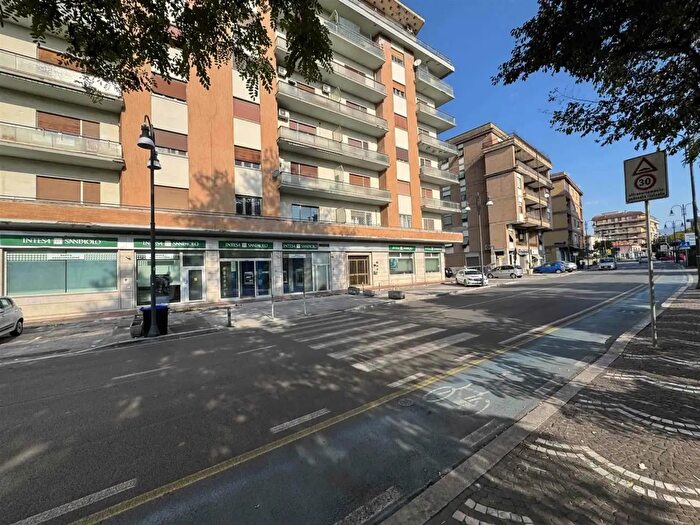 Appartamento quadrilocale in vendita in Via Marittima, Frosinone