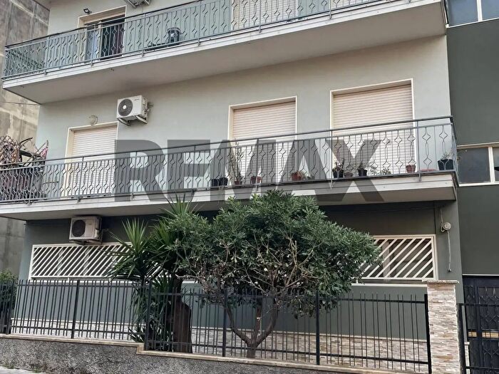 Appartamento quadrilocale in affitto in Via Giovanni Verga, Valverde