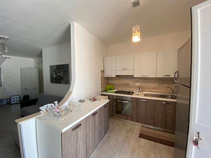 Casa con 5 locali in affitto in Via snc, Triscina, Castelvetrano