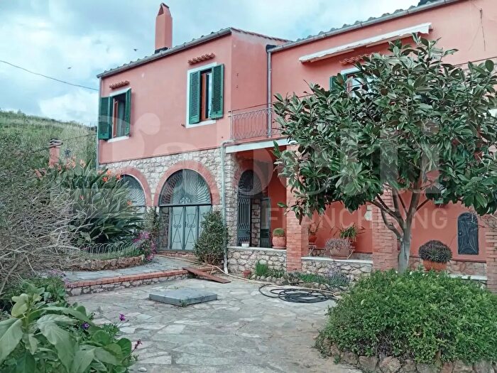 Casa in vendita in Porto Azzurro