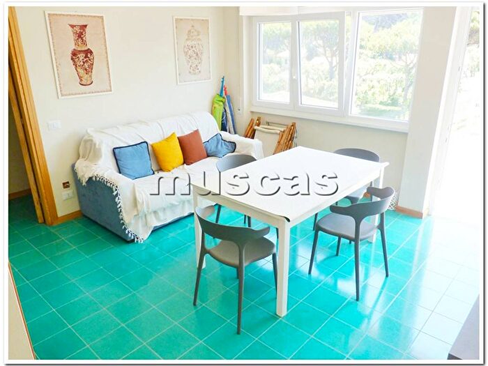 Appartamento trilocale in affitto in Viale Sestri Ponente, Fregene, Fiumicino