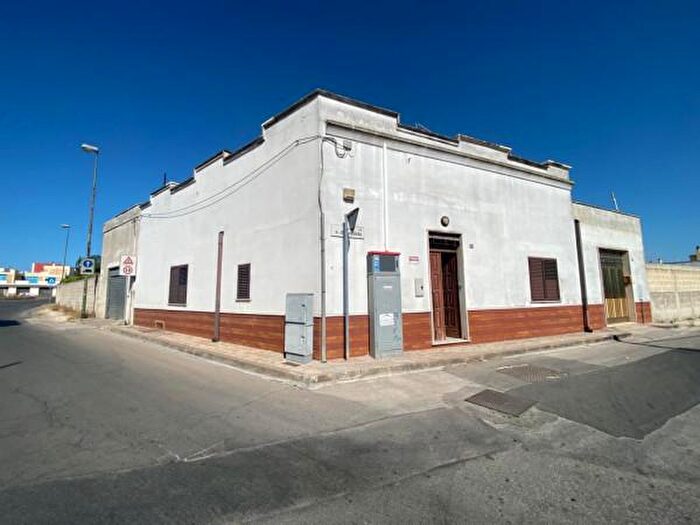 Appartamento quadrilocale in vendita in Via Salvo dAcquisto, Manduria