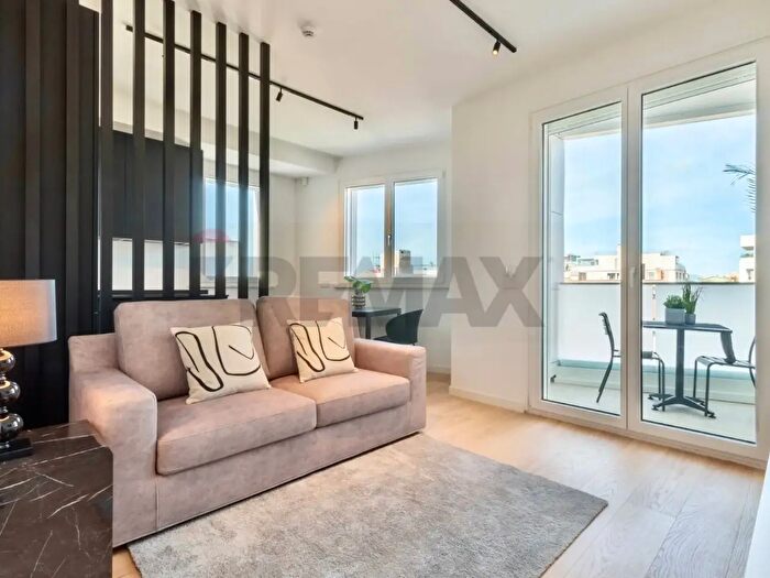 Appartamento trilocale in affitto in Cagliari