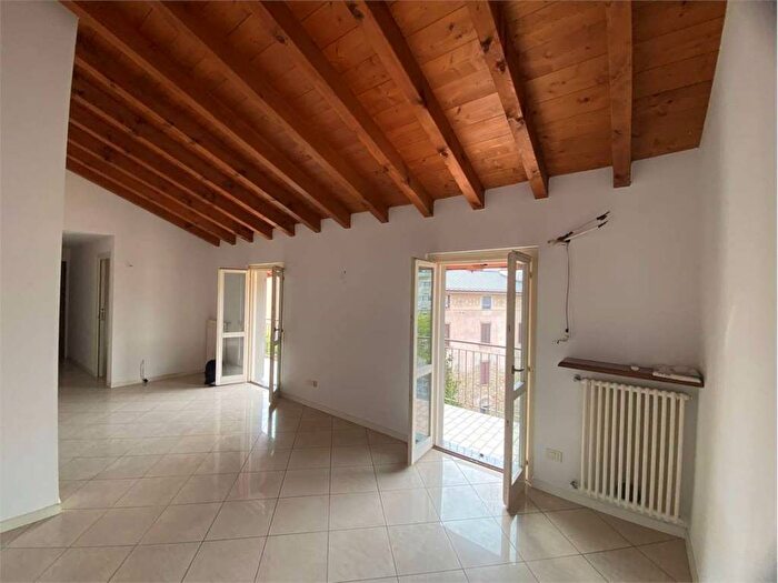 Appartamento trilocale in affitto in Centro, Bergamo