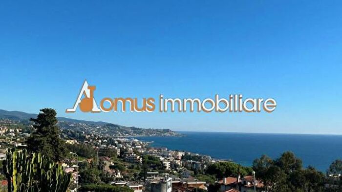 Casa con 6 locali in vendita in Via Padre Semeria, Sanremo