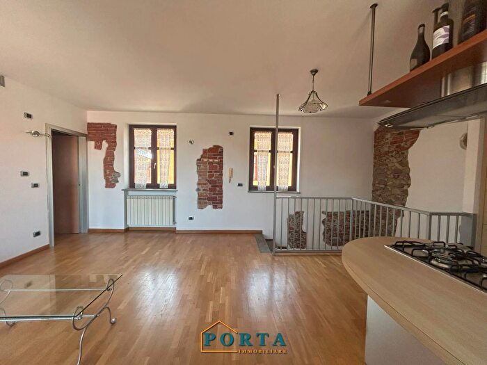 Case in Vendita e in Affitto - 3