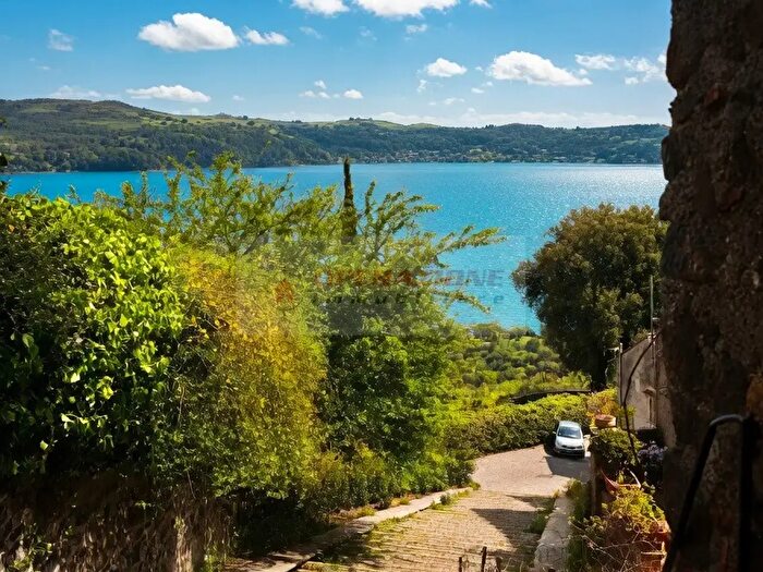 Appartamento bilocale in vendita in Via della Gradinata di San Clemente, Bracciano