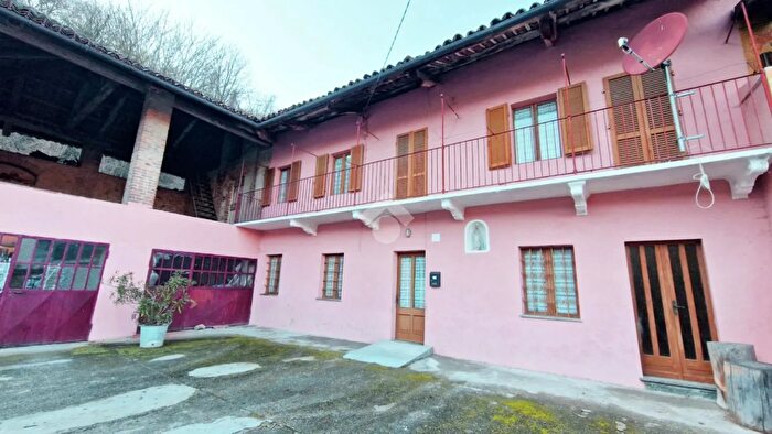 Casa con 5 locali in vendita in Via Viani, San Sebastiano Da Po